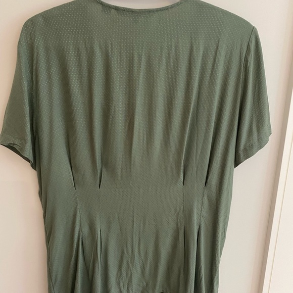 Button up shirt - Picture 4 of 5